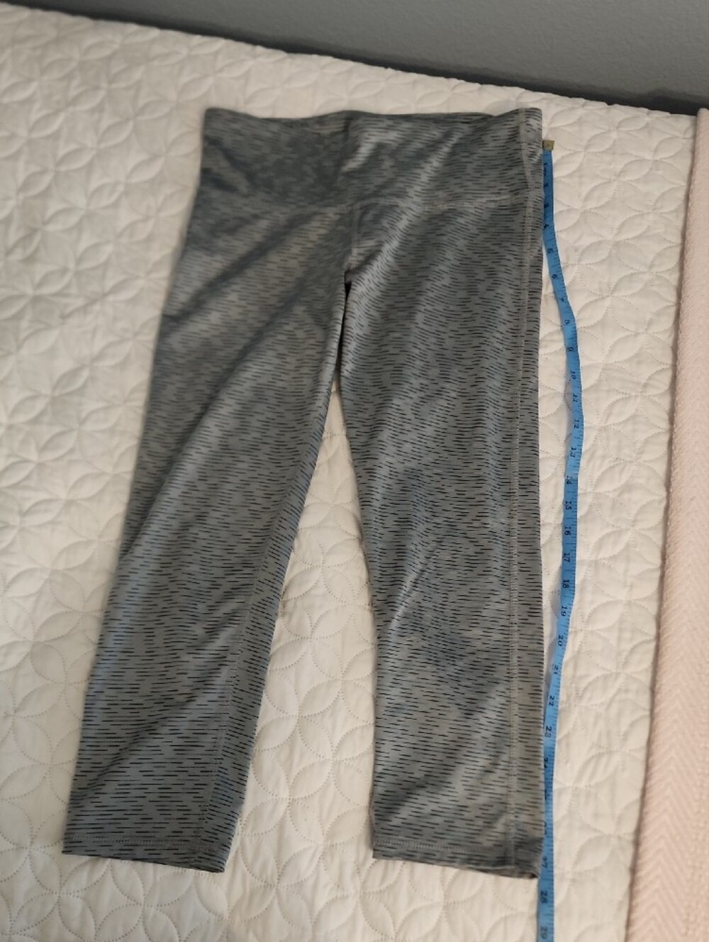 Champion Women’s Leggings in Gray with Blue and Black Stripe Print
